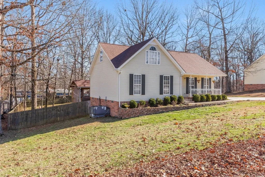 115 Sherron Drive Dickson TN 37055