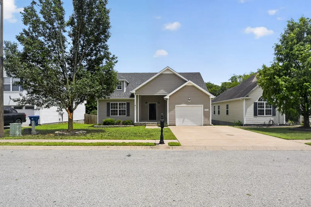 3721 Gray Fox Drive Clarksville TN 37040