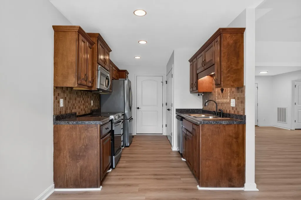 3721 Gray Fox Drive Clarksville TN 37040