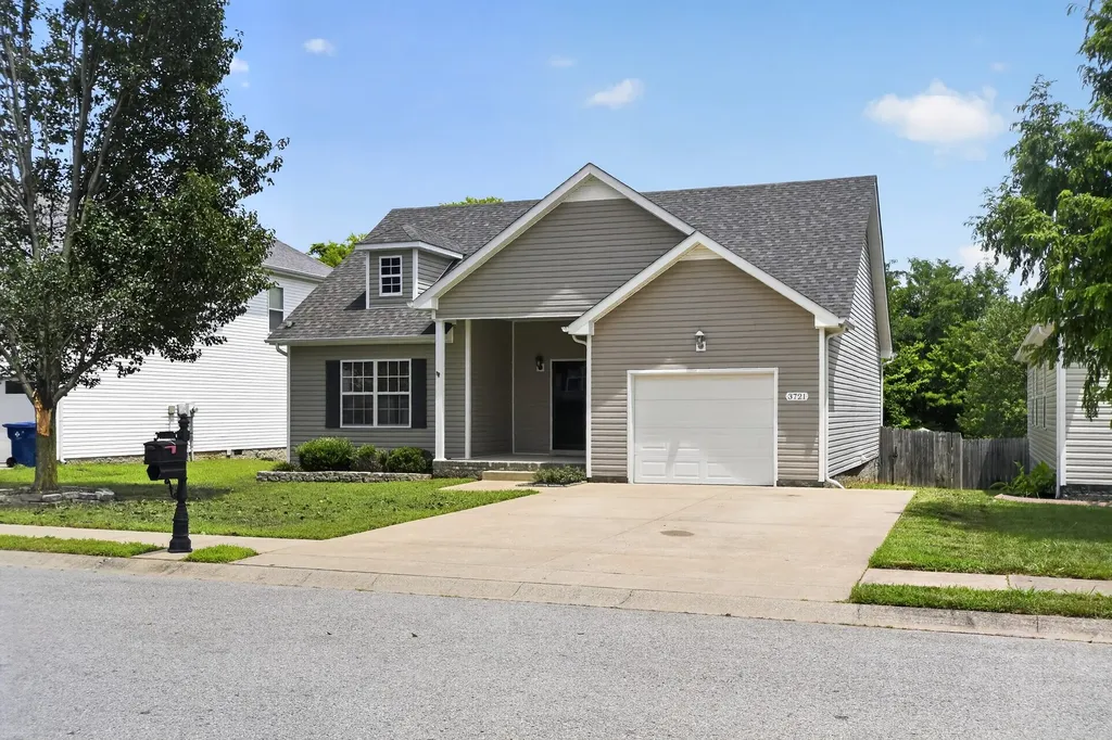 3721 Gray Fox Drive Clarksville TN 37040