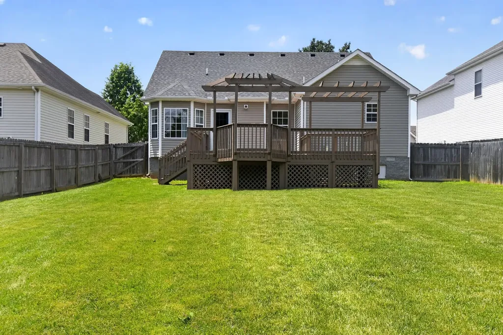 3721 Gray Fox Drive Clarksville TN 37040
