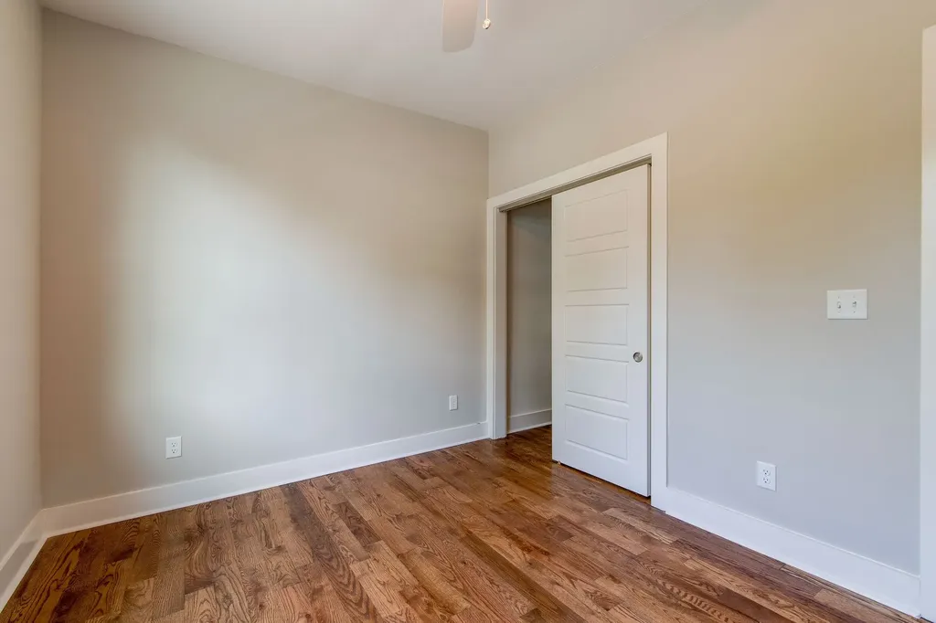2214 14th Avenue N Nashville TN 37208