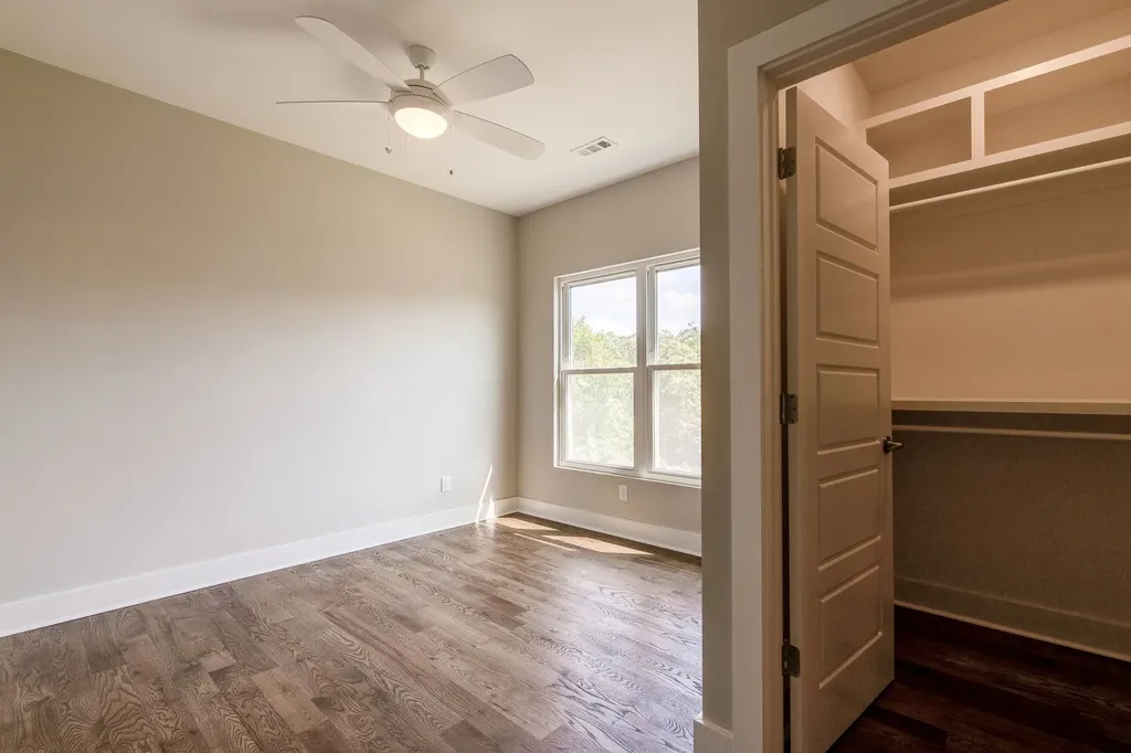 2214 14th Avenue N Nashville TN 37208