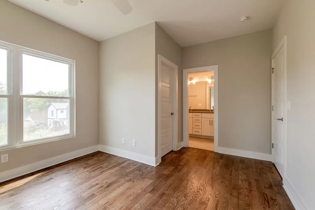 2214 14th Avenue N Nashville TN 37208