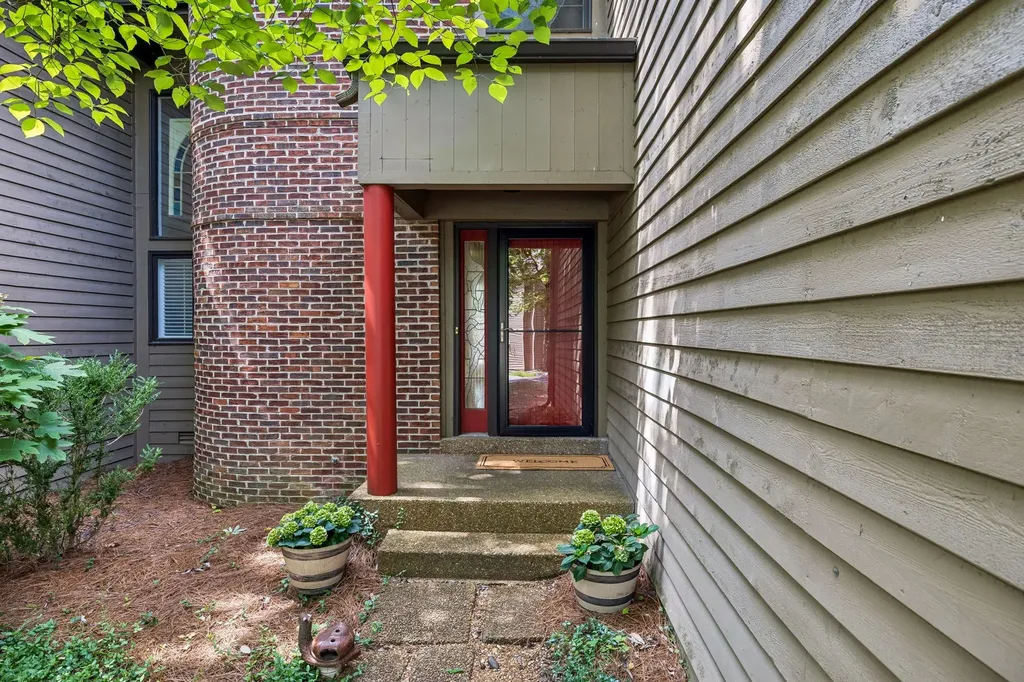 766 Harpeth Trace Drive Nashville TN 37221
