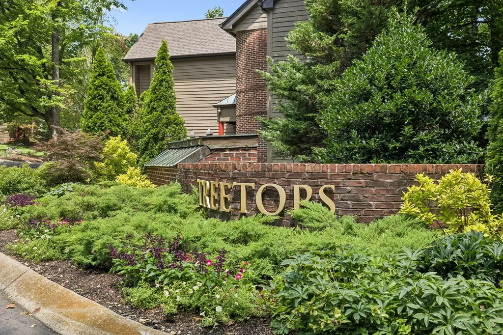 766 Harpeth Trace Drive Nashville TN 37221