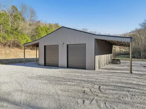 215 Hickman Creek Road S Hickman TN 38567