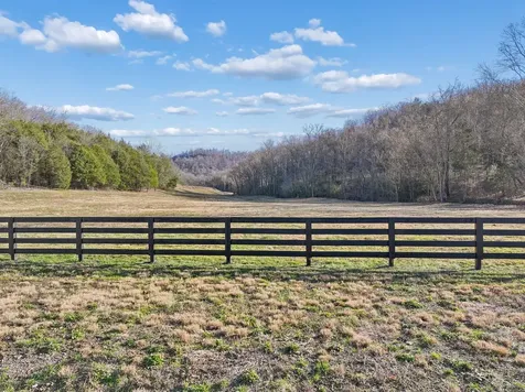 215 Hickman Creek Road S Hickman TN 38567