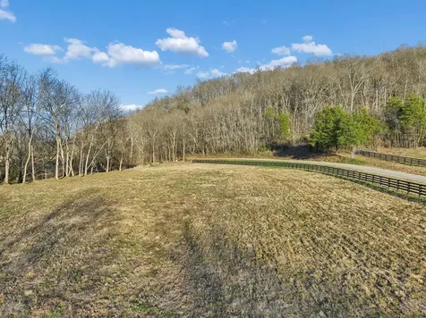 215 Hickman Creek Road S Hickman TN 38567