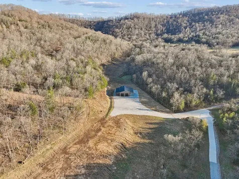 215 Hickman Creek Road S Hickman TN 38567
