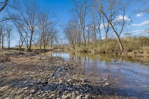 215 Hickman Creek Road S Hickman TN 38567