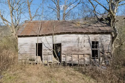 215 Hickman Creek Road S Hickman TN 38567