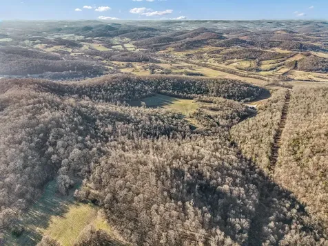 215 Hickman Creek Road S Hickman TN 38567