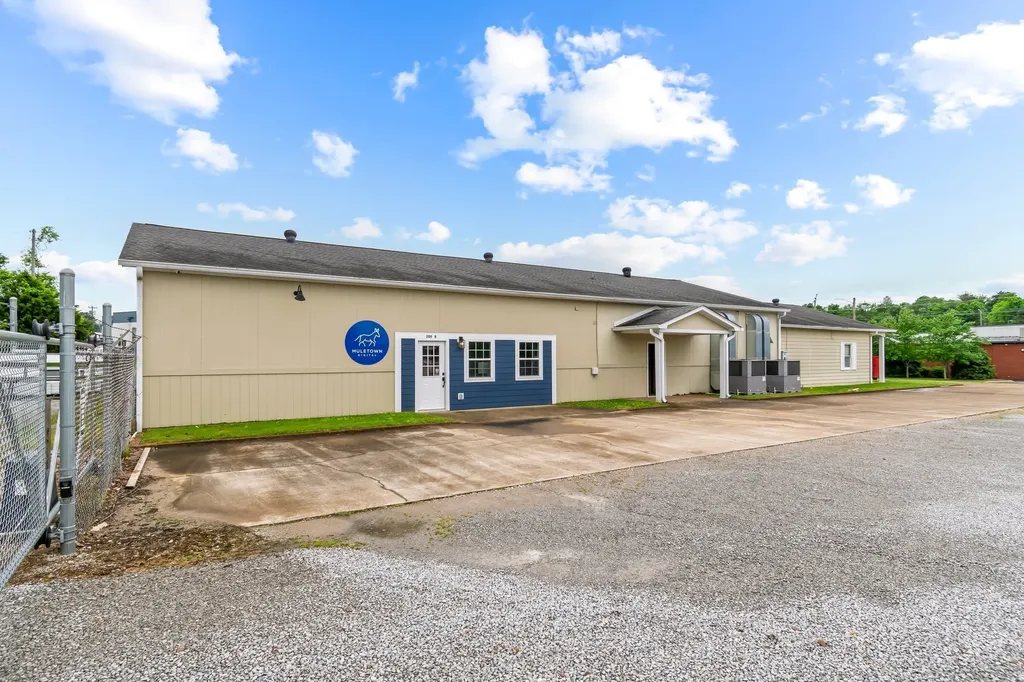 200 Nicholas Long Drive Columbia TN 38401