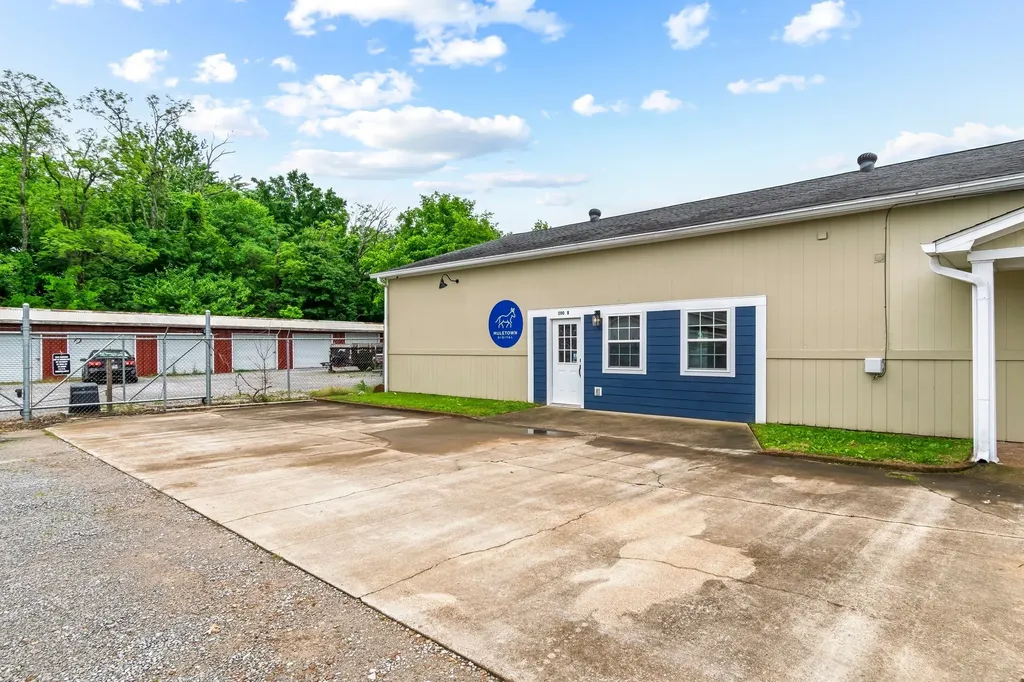 200 Nicholas Long Drive Columbia TN 38401