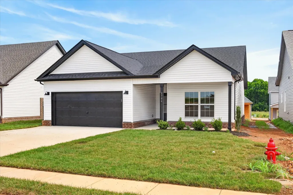 2704 Brewster Drive Clarksville TN 37042