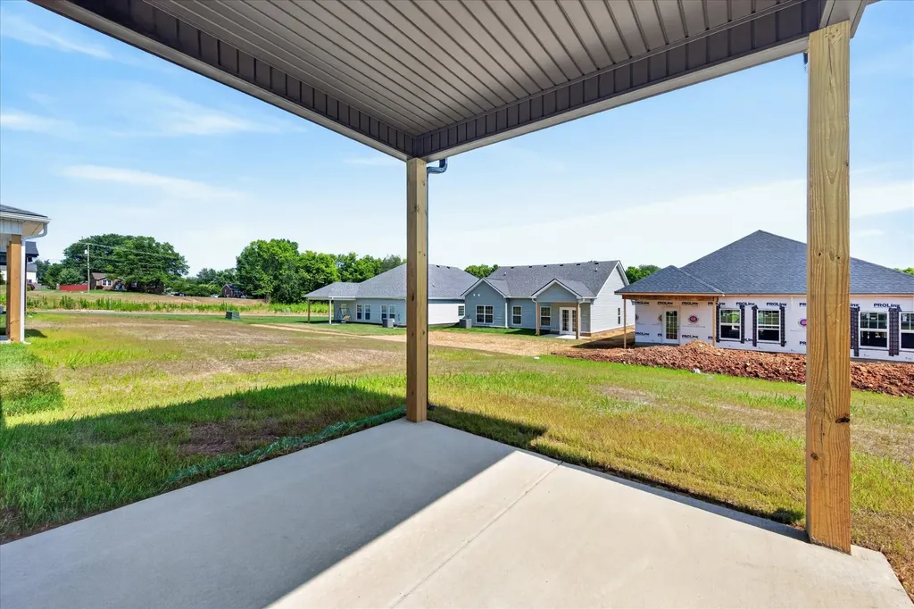 2684 Brewster Drive Clarksville TN 37042