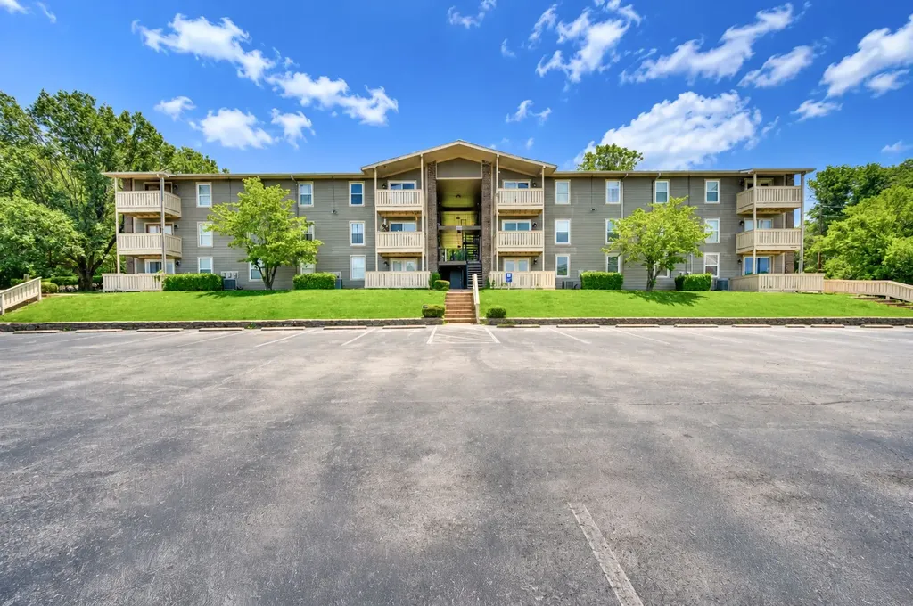 709 Ashlawn Place Nashville TN 37211