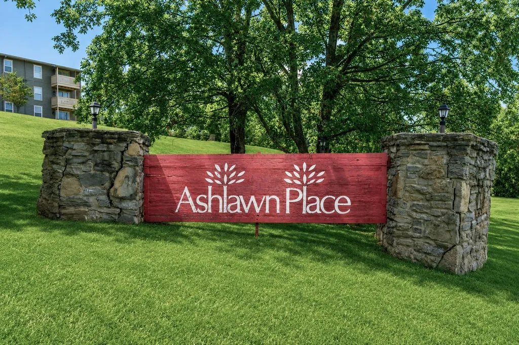 709 Ashlawn Place Nashville TN 37211