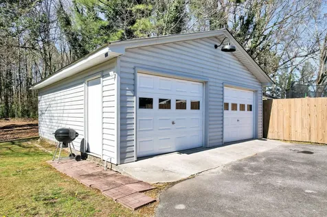 2036 Broomfield Road, SE Cleveland TN 37323