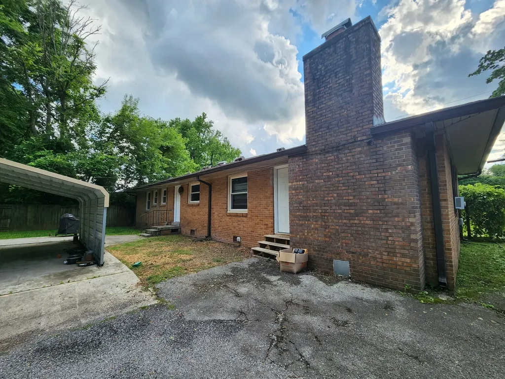 1306 White Boulevard Murfreesboro TN 37129