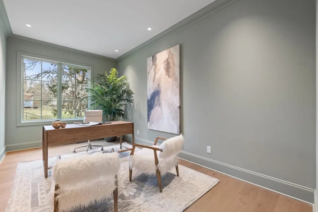 641 Brook Hollow Road Nashville TN 37205