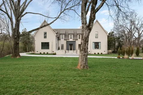641 Brook Hollow Road Nashville TN 37205