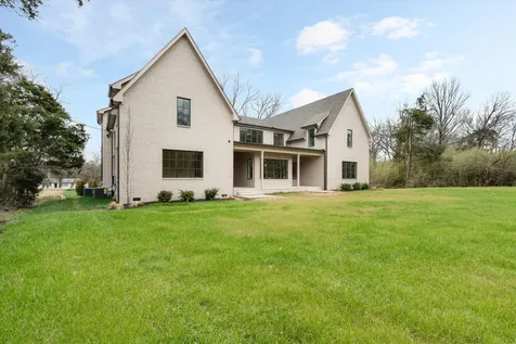 641 Brook Hollow Road Nashville TN 37205