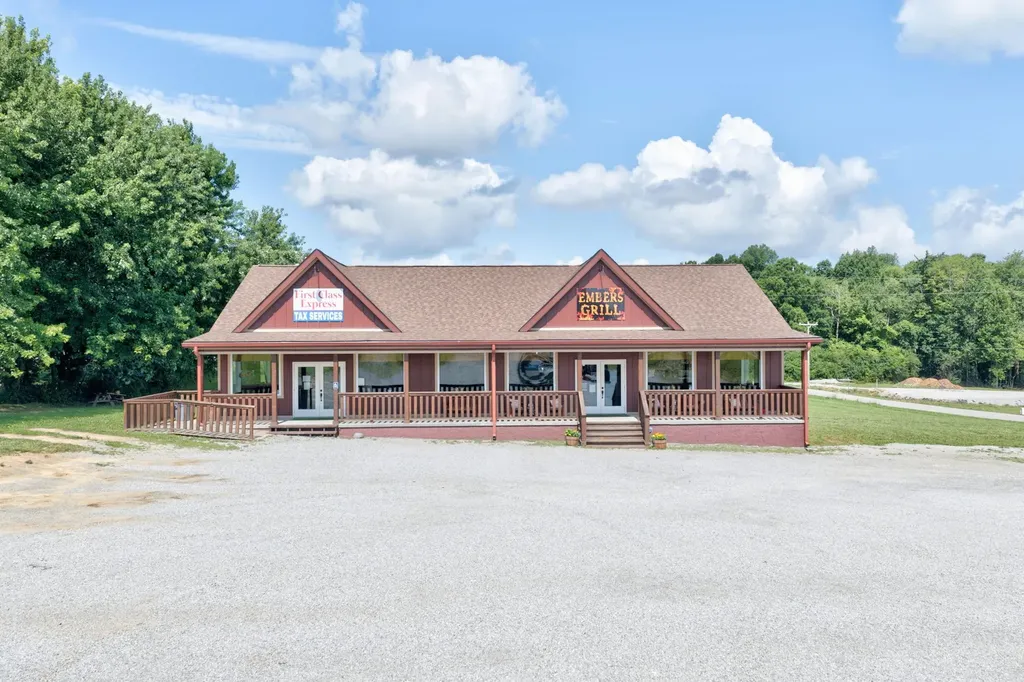 6204 S York Highway Clarkrange TN 38553