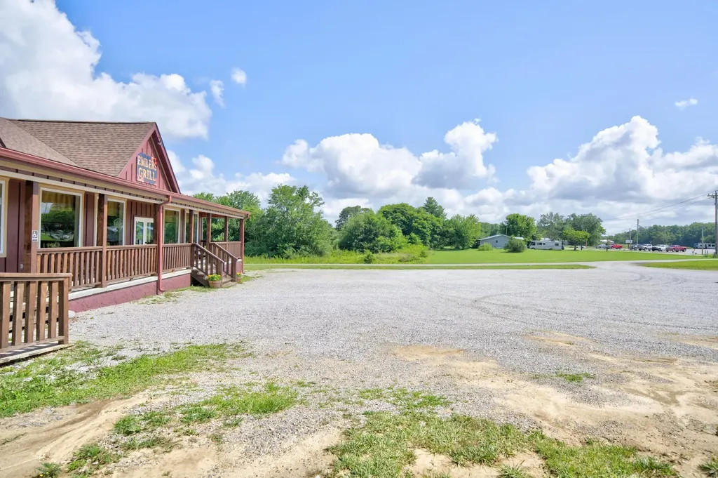 6204 S York Highway Clarkrange TN 38553