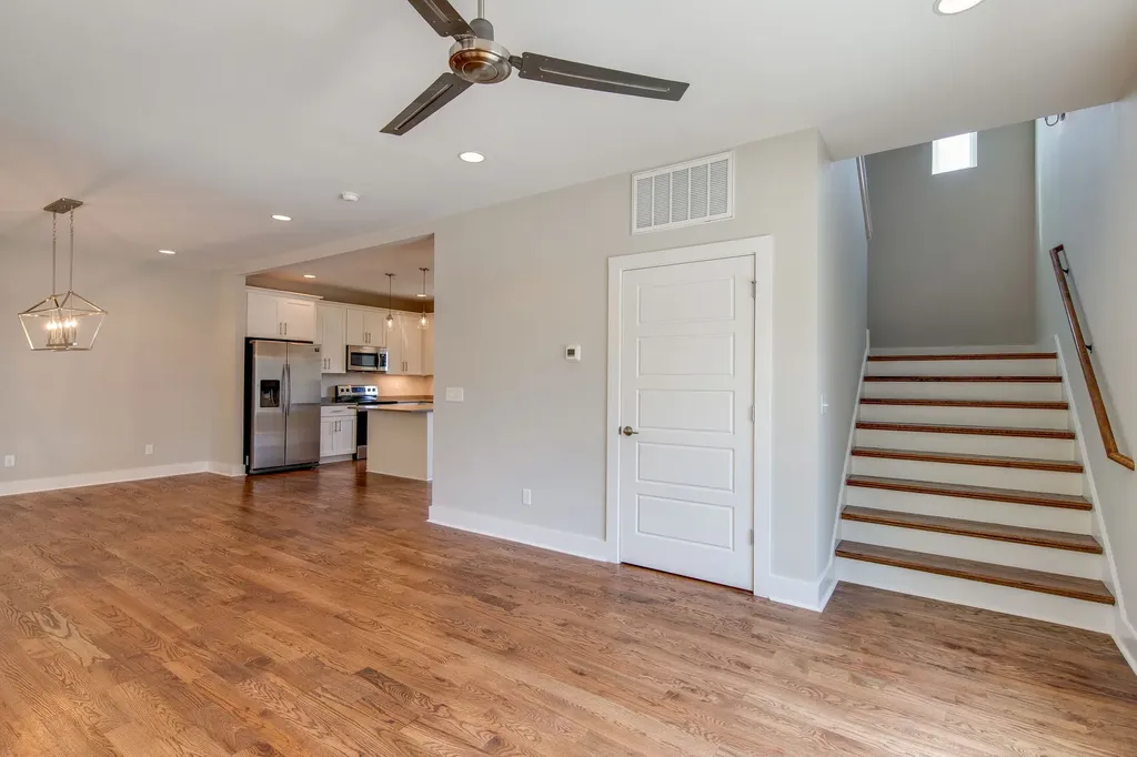 1209 Walsh Street Nashville TN 37208