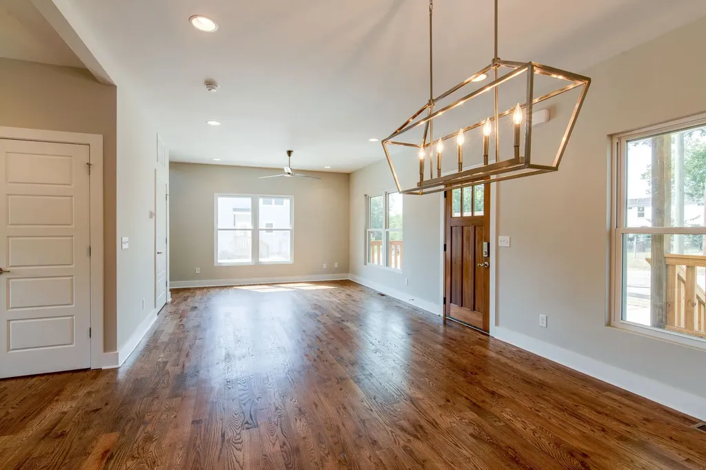 1209 Walsh Street Nashville TN 37208