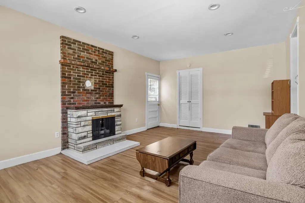 451 Carman Avenue New Johnsonville TN 37134