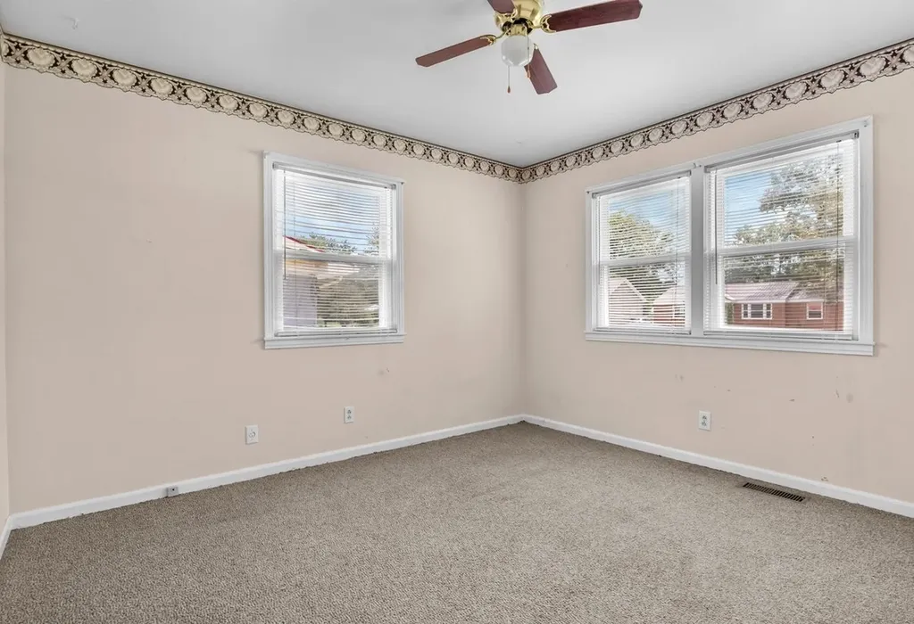 451 Carman Avenue New Johnsonville TN 37134