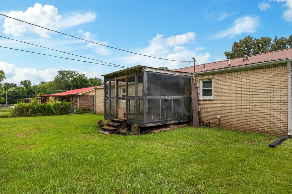 451 Carman Avenue New Johnsonville TN 37134
