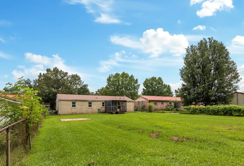 451 Carman Avenue New Johnsonville TN 37134