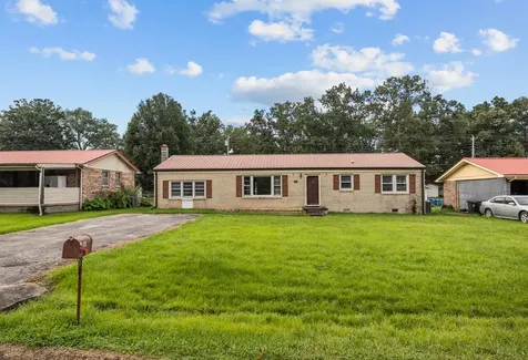 451 Carman Avenue New Johnsonville TN 37134