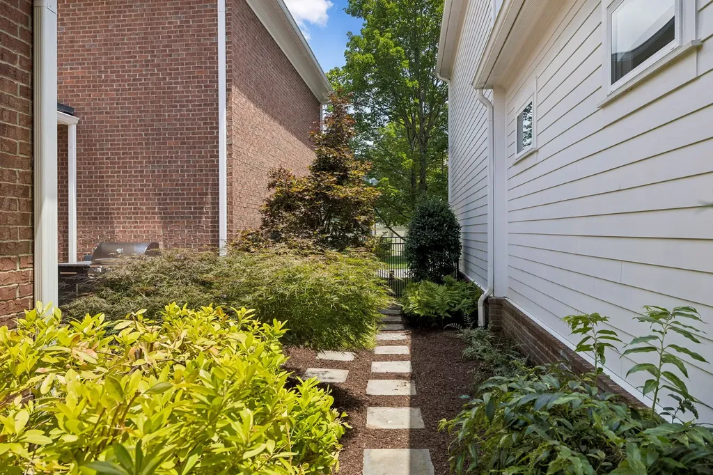 1176 Westhaven Boulevard Franklin TN 37064