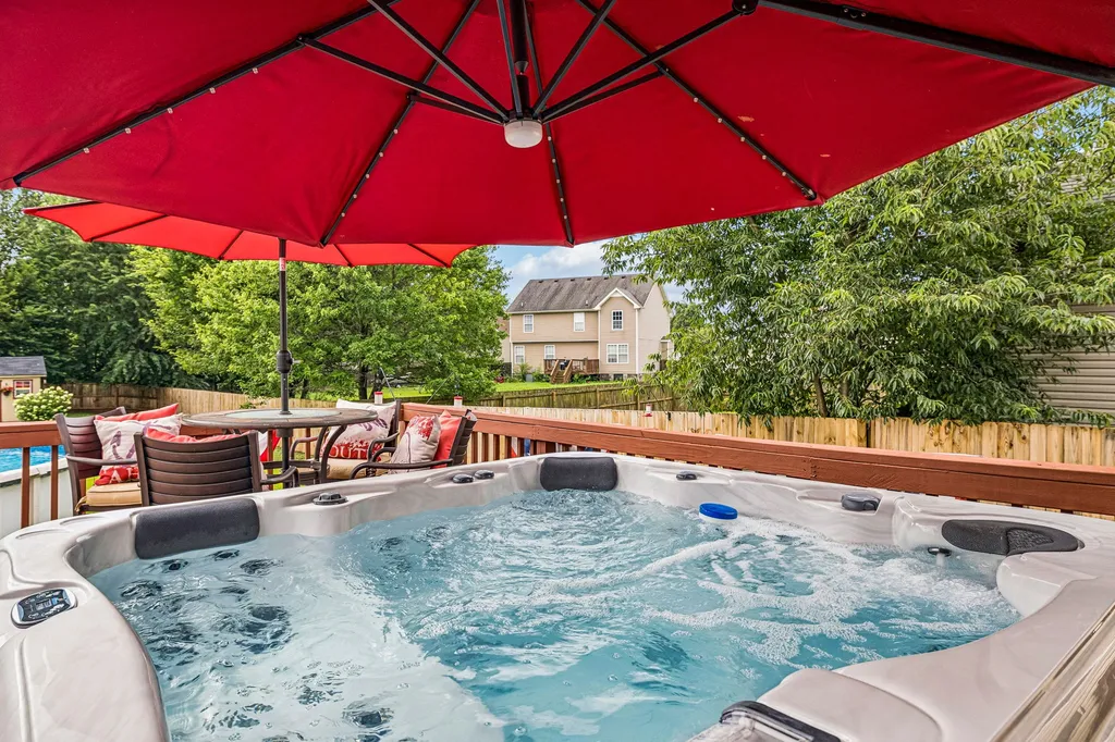 967 Cindy Jo Court Clarksville TN 37040