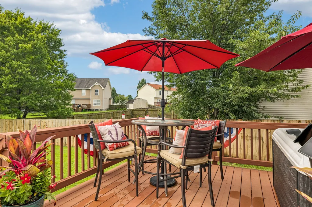 967 Cindy Jo Court Clarksville TN 37040