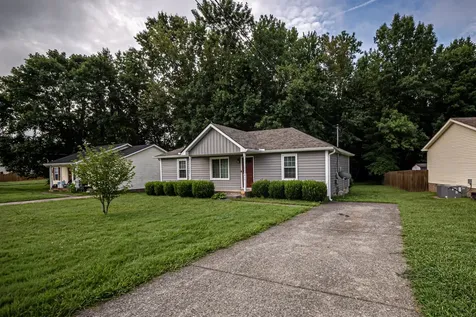 419 Woodale Drive Clarksville TN 37042