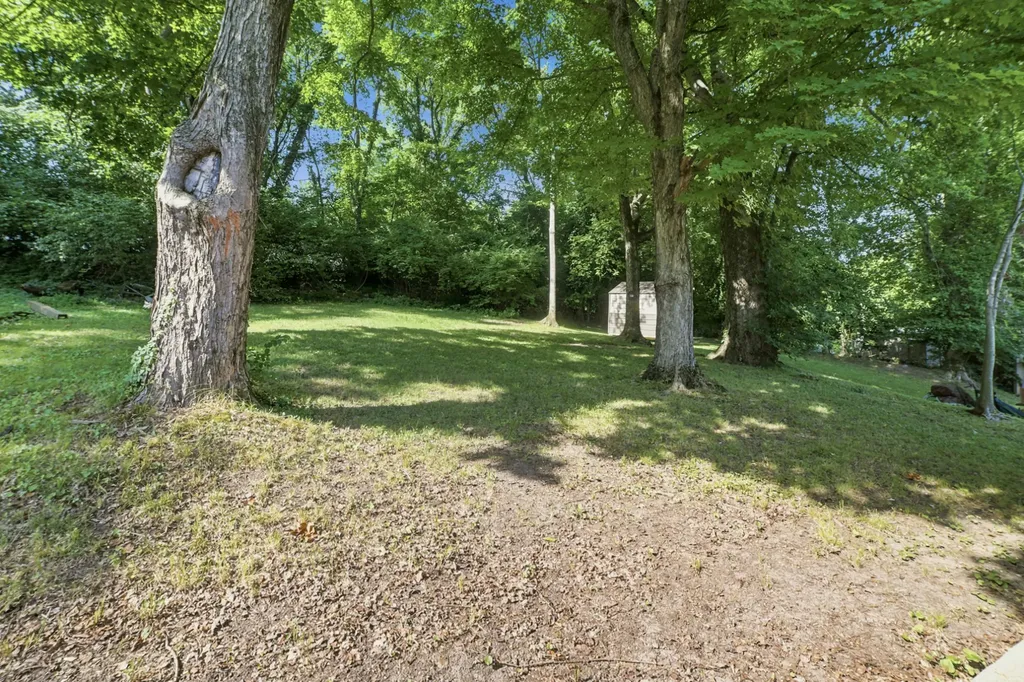 1112 Hyman Street Clarksville TN 37040