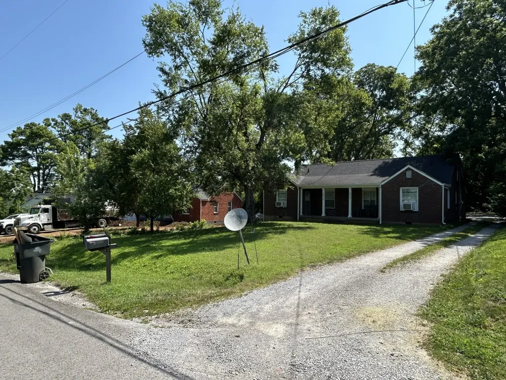 4808 Lindell Street Nashville TN 37216