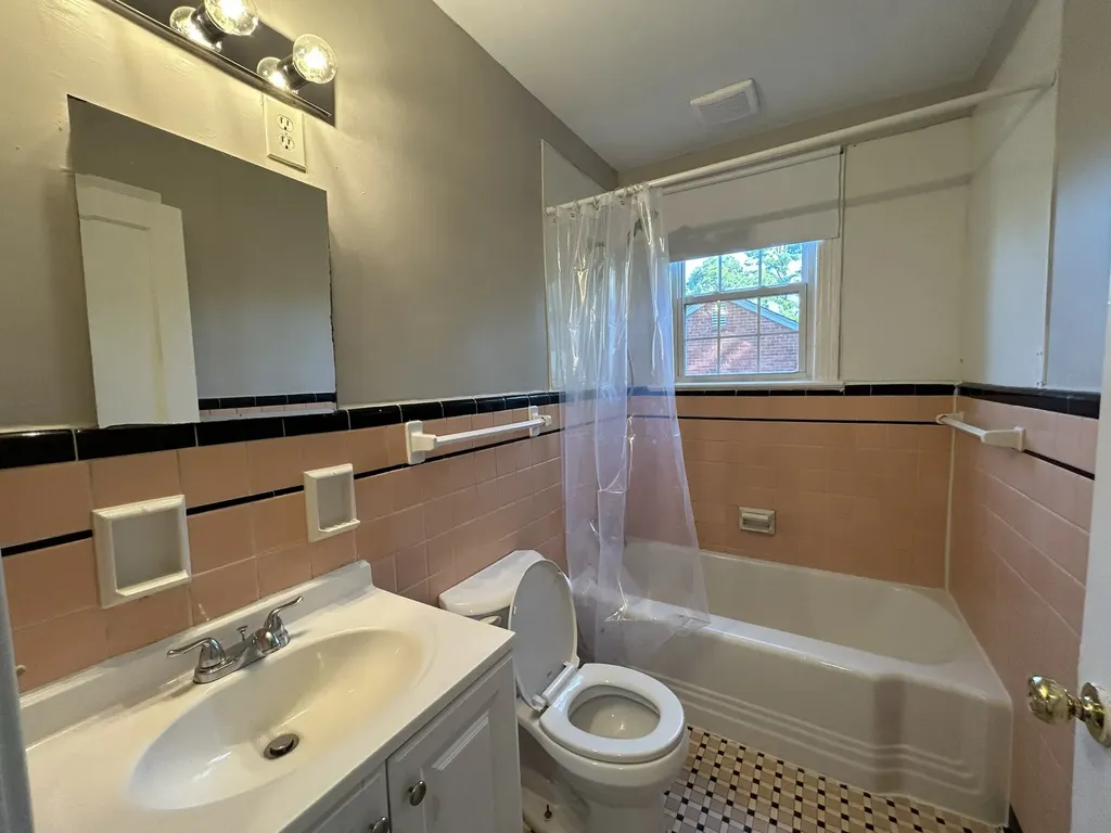 4808 Lindell Street Nashville TN 37216