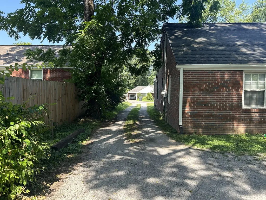 4808 Lindell Street Nashville TN 37216