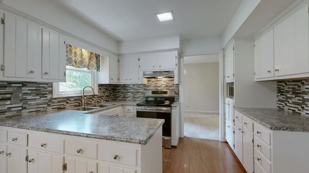 717 Goodpasture Terrace Nashville TN 37221