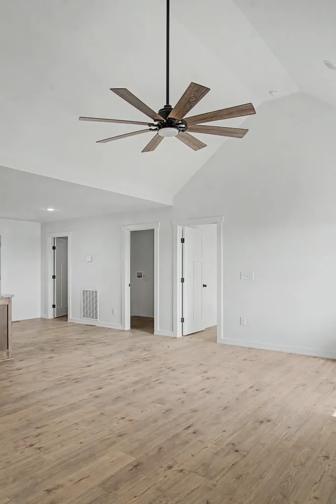 137 Martha Circle Lafayette TN 37083