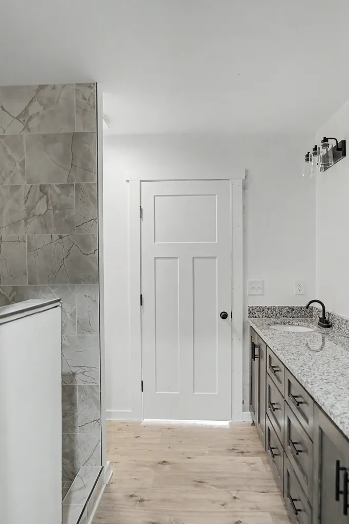 137 Martha Circle Lafayette TN 37083