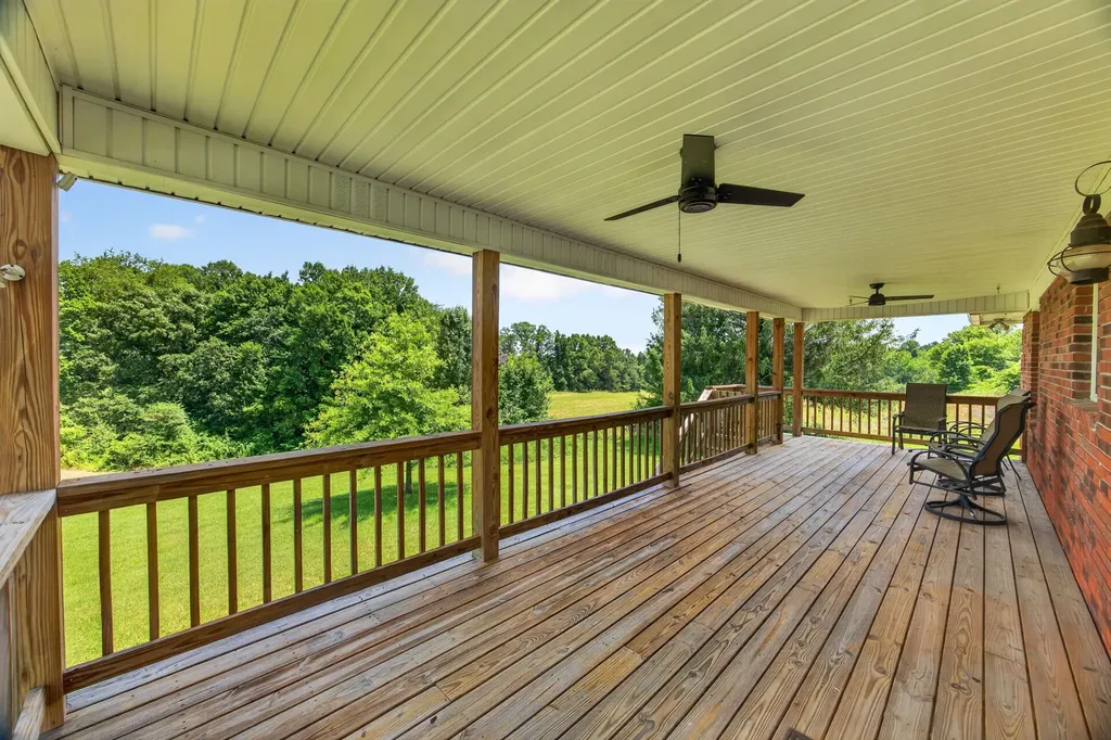 4160 Standing Rock Road Jamestown TN 38556