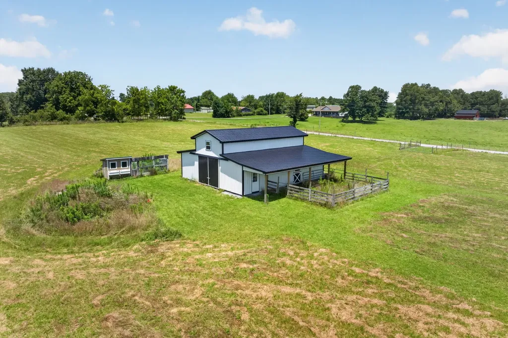 4160 Standing Rock Road Jamestown TN 38556